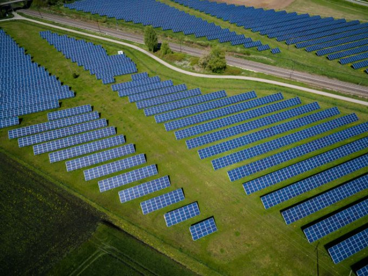 parc fotovoltaice panouri parc fotovoltaice panouri solare