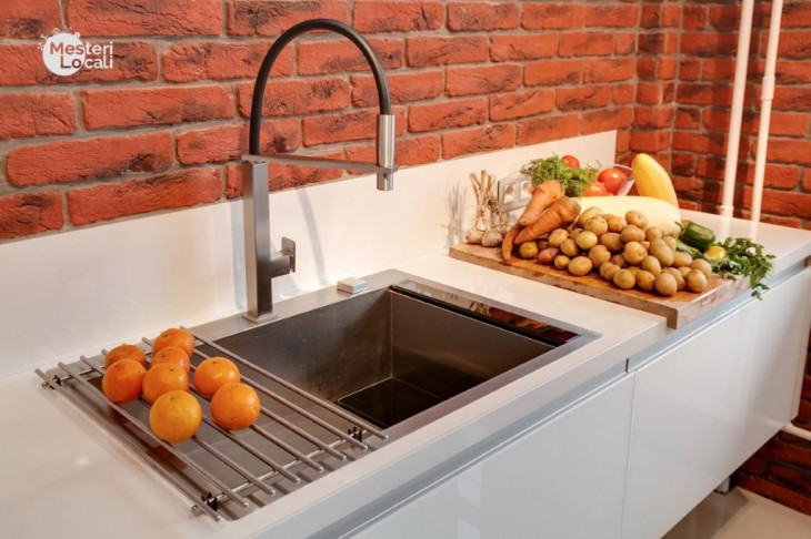 picurator suspendat chiuveta inox picurator suspendat chiuveta inox