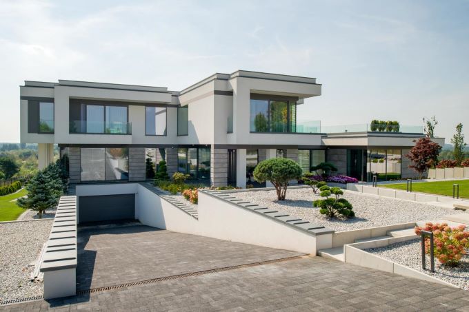 Performanta si design – avantajele sistemelor glisante pentru balcoane