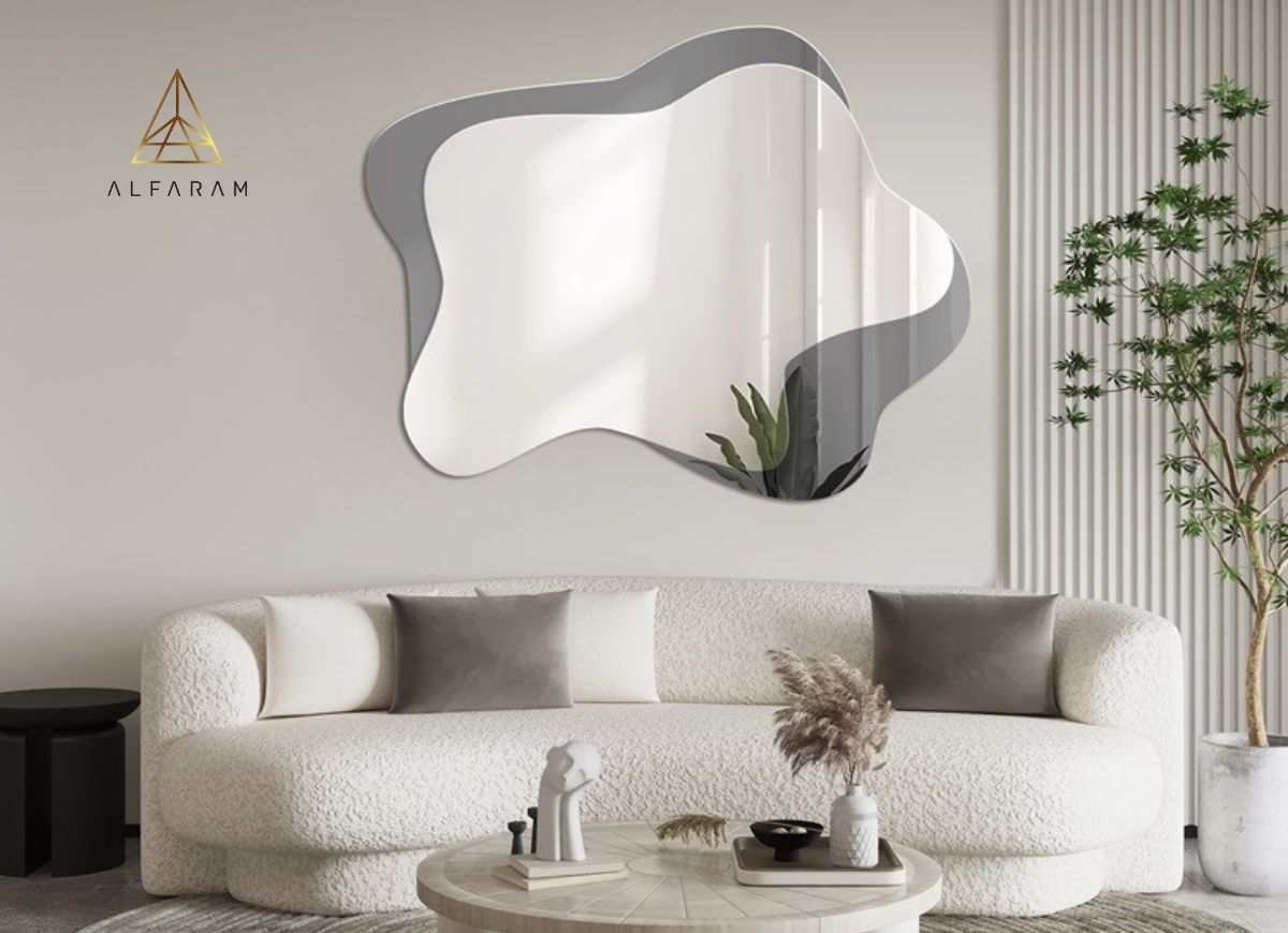 Oglinda pentru baie, oglinda pentru living – cum sa alegi?