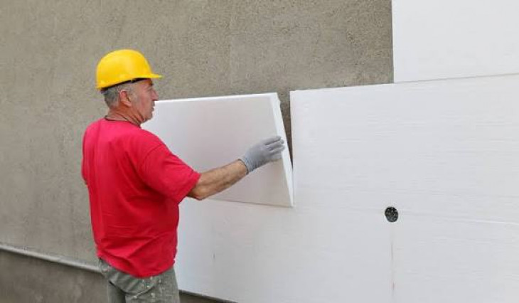 Firmă de construcții interioare și exterioare