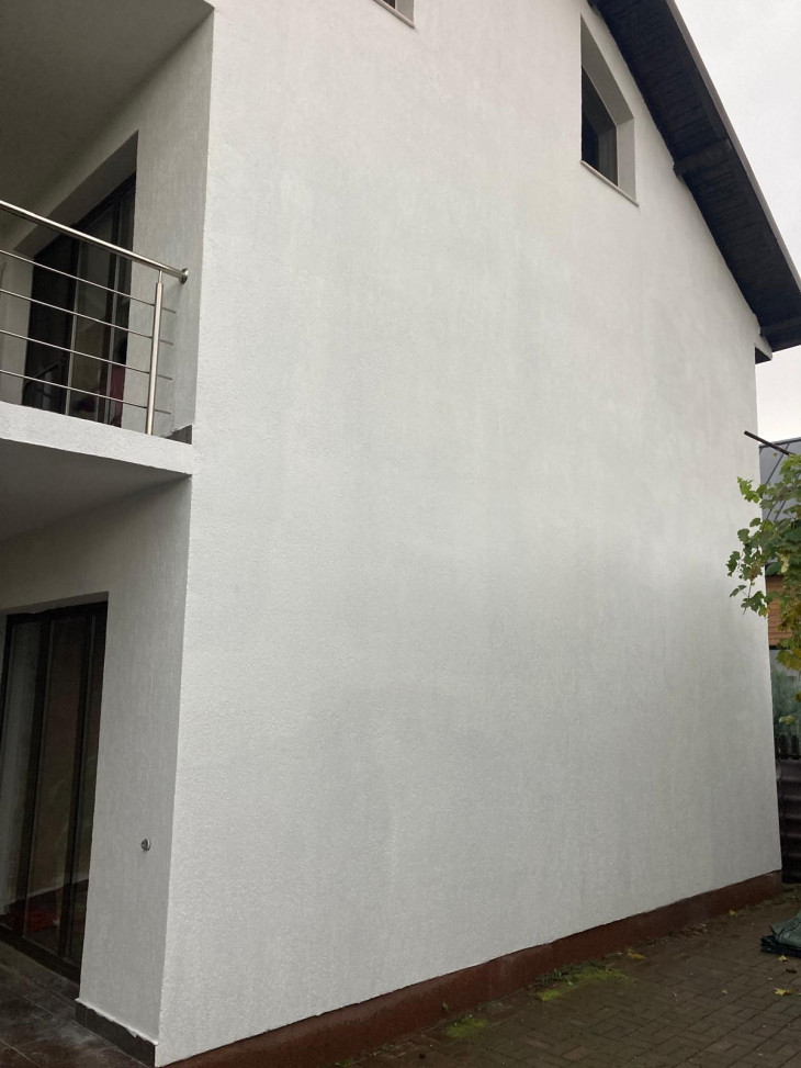 Lavabilă cu pompă profesională