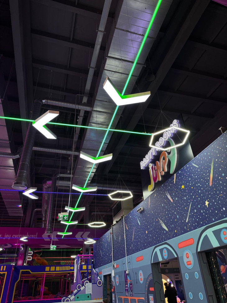 Instalații electrice și iluminat creativ