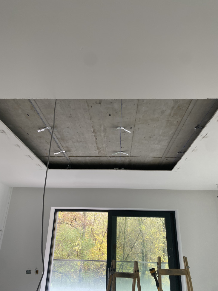 Scafa pentru banda led pe tavan existent