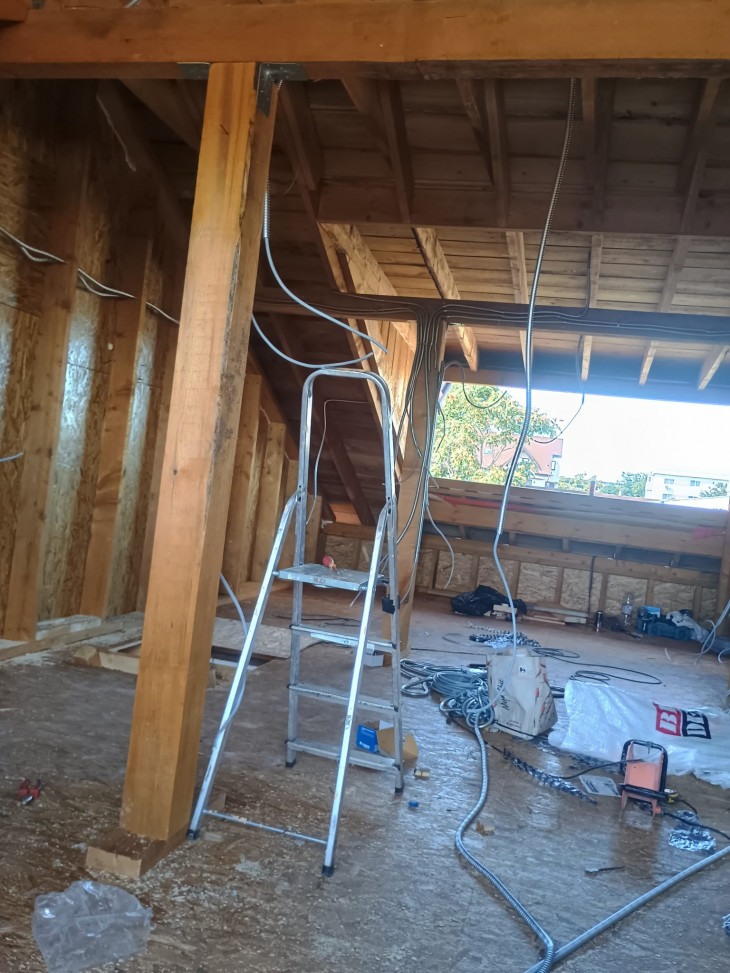 Proiectare și finisare mansarda