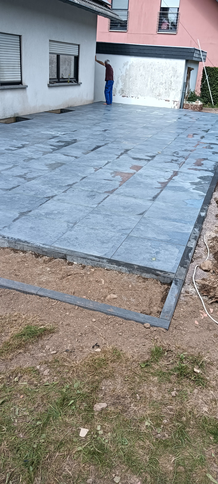 Executam lucrări în domeniul construcțiilor!