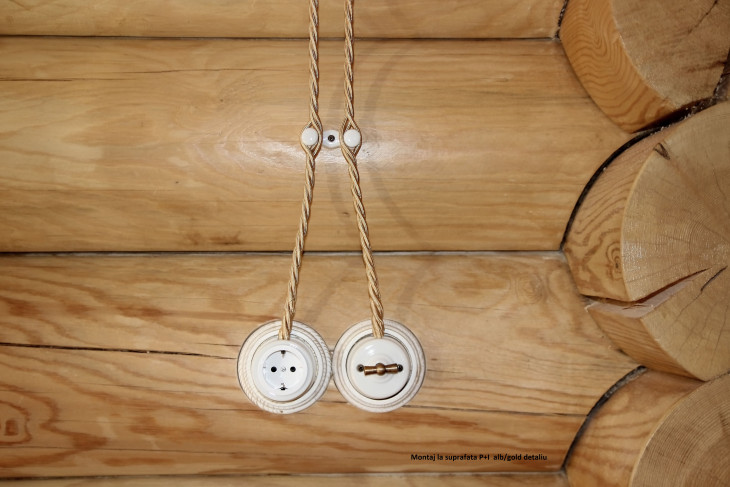 Casa lemn cablare vintage Casa lemn cablare vintage