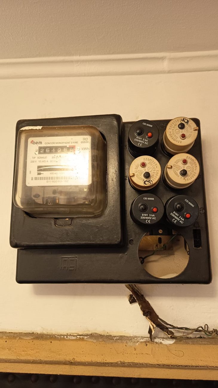 Inlocuire tablou electric vechi